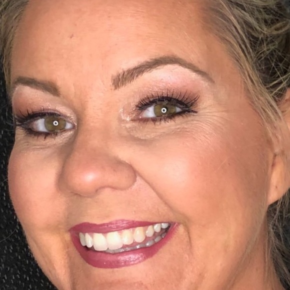 Meet your Posher, Mary jeanne - Picture 1 of 1